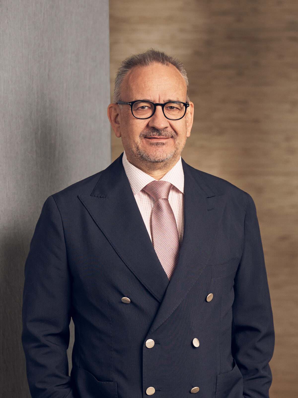 Mathis Marco Rechtskraft Advokatur 3x4